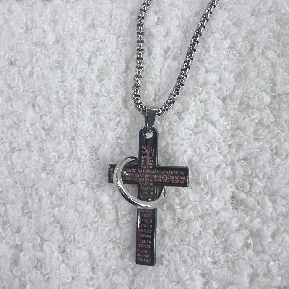 Street Style Fashion Necklace - Bold and Trendy Statement for Every Outfit